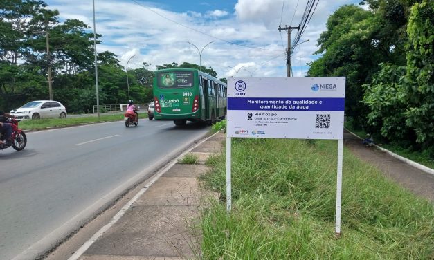 Placas de identificação e réguas começam a ser instaladas nos pontos de monitoramento da água em Cuiabá